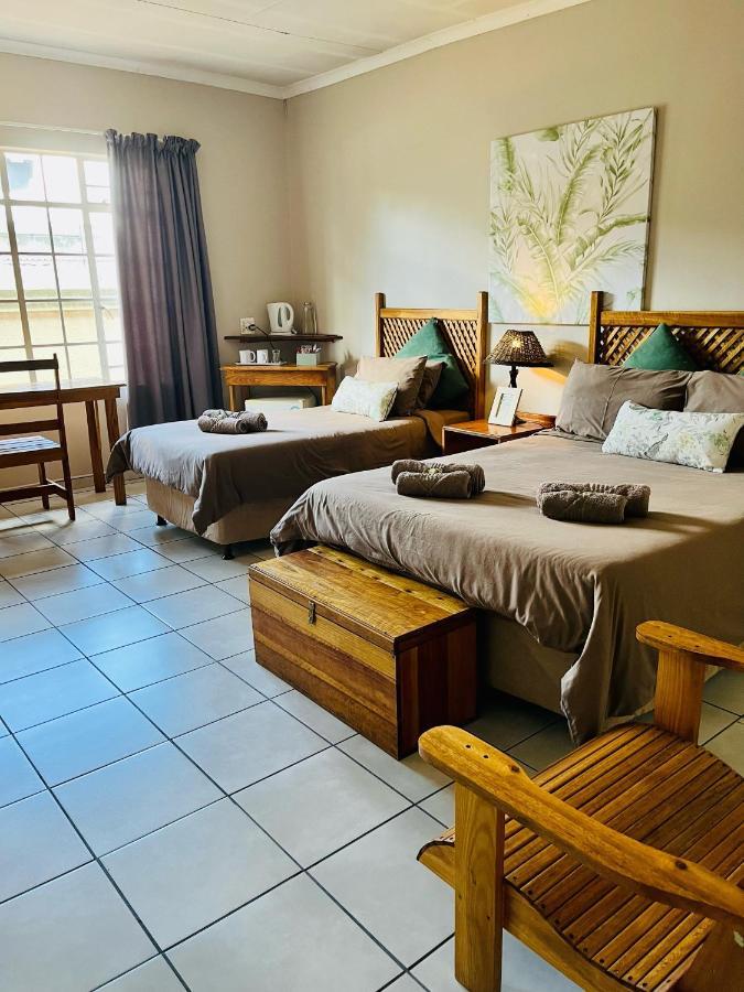 Euforia Guesthouse ミデルバーグ エクステリア 写真